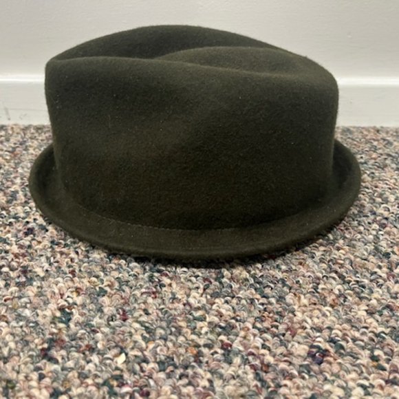 Men's Ophelie Hat, Color Olive - Picture 1 of 2